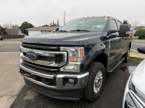 Used 2022 Ford F350 XLT w/ XLT Value Package image 4
