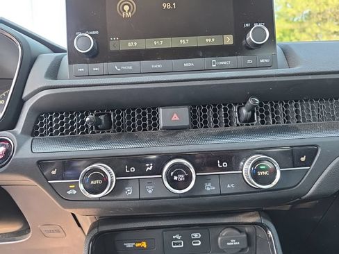 Used 2024 Honda CR-V EX image 17