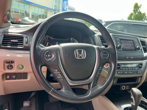 Used 2019 Honda Ridgeline RTL image 21
