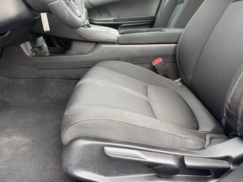 Used 2020 Honda Civic LX image 11