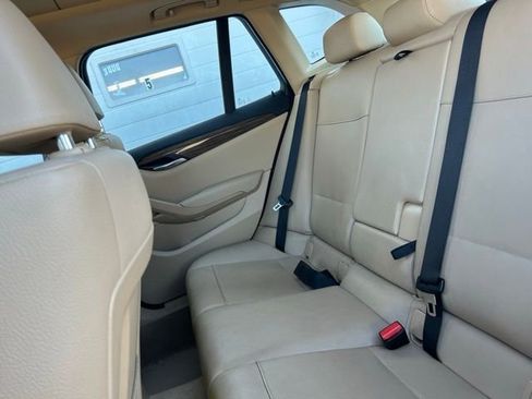 Used 2015 BMW X1 xDrive28i image 9