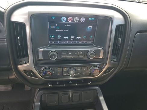 Used 2017 Chevrolet Silverado 1500 LTZ Z71 AWD/4WD image 15