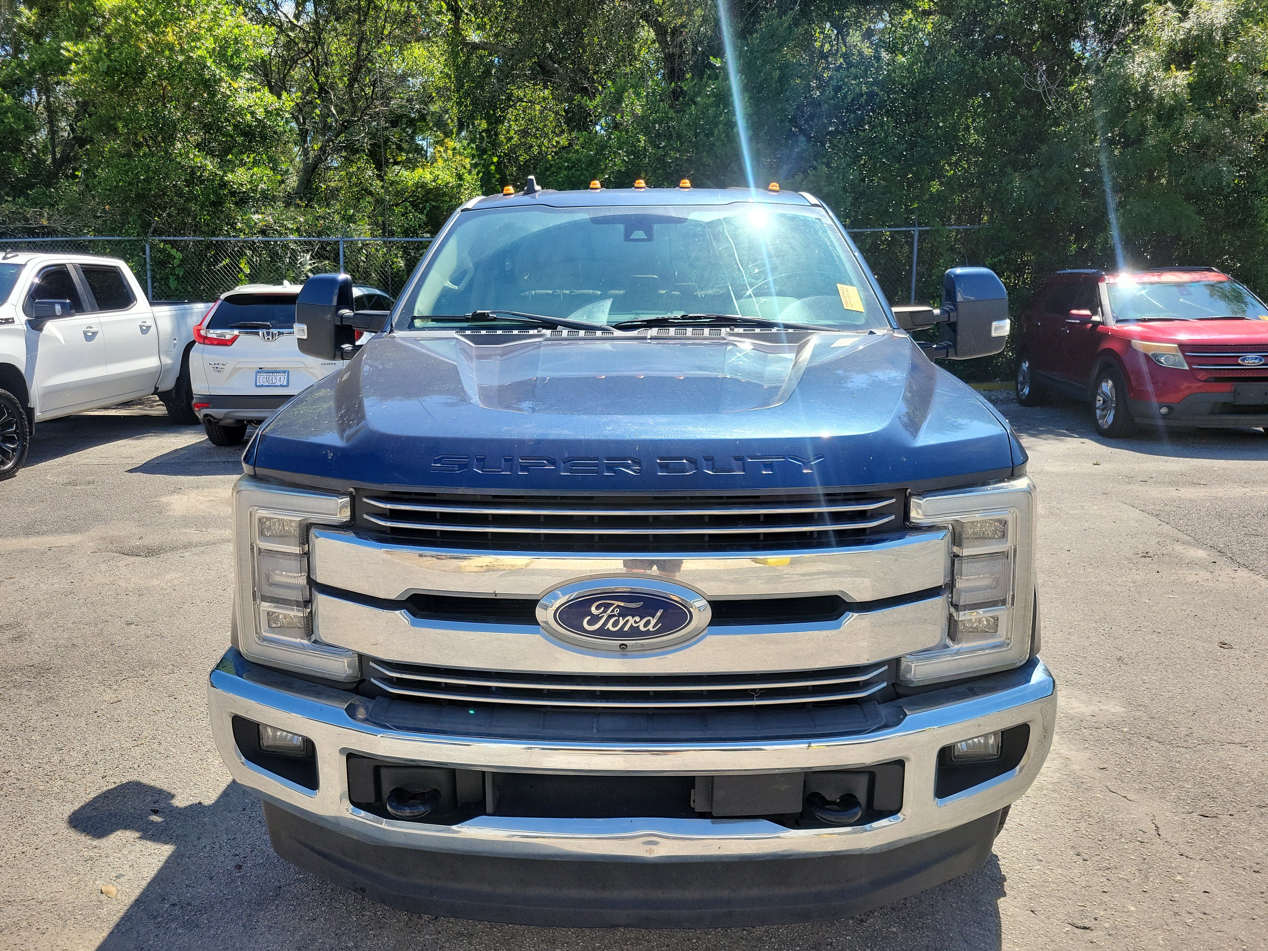 Used 2019 Ford F350 Lariat w/ Lariat Ultimate Package AWD/4WD image 2