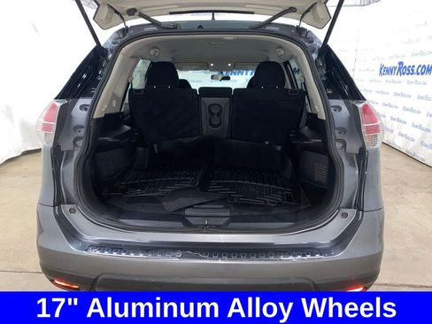 Used 2014 Nissan Rogue SV image 10