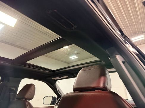 Used 2023 Ford Expedition Limited image 17