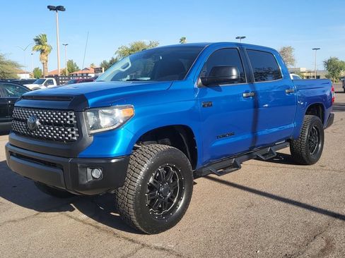 Used 2018 Toyota Tundra SR5 w/ SR5 Upgrade Package AWD/4WD image 4