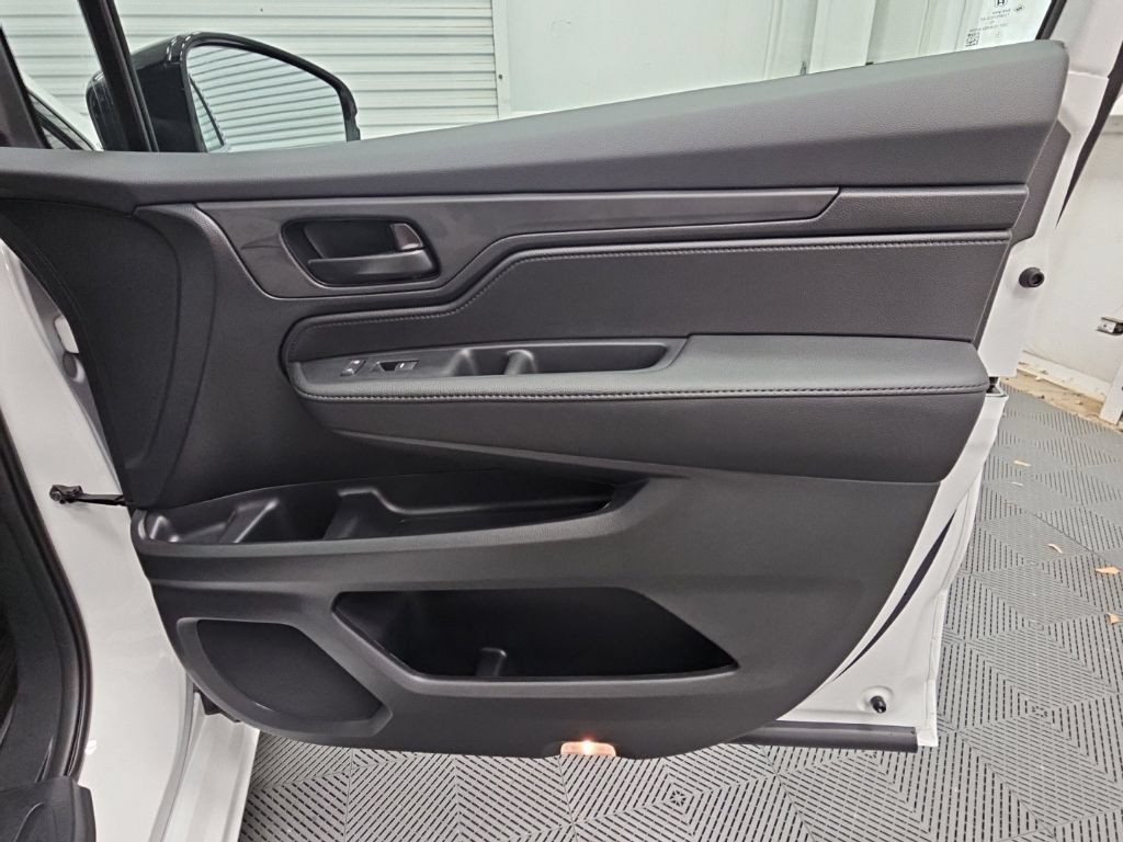 New 2027 Honda Odyssey Sport-L image 39