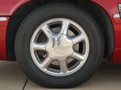 Used 2001 Cadillac Eldorado ESC w/ Comfort/Convenience Pkg image 6