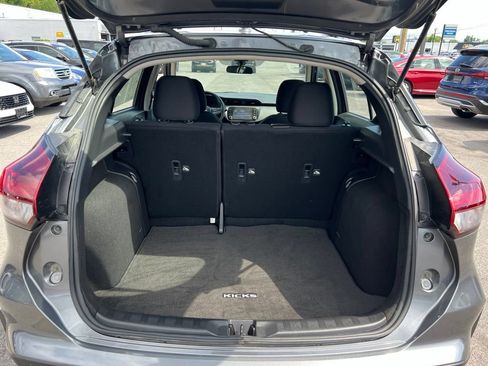 Used 2023 Nissan Kicks SV w/ Exterior Package FWD image 23