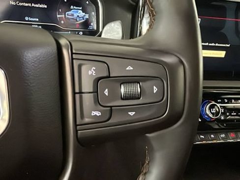 Used 2024 GMC Sierra 1500 AT4 w/ Technology Package AWD/4WD image 16
