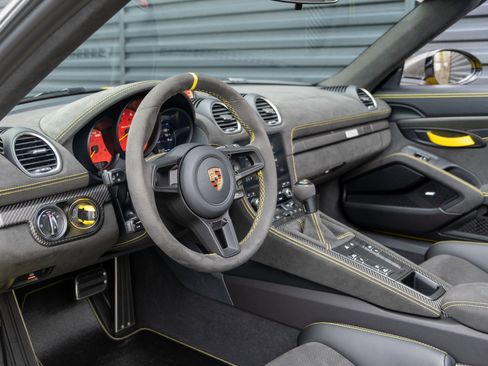 Certified 2024 Porsche 718 Boxster Spyder RS image 4