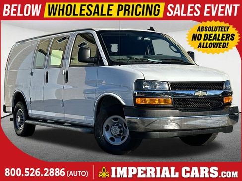 Used 2024 Chevrolet Express 2500 w/ Driver Convenience Package image 1