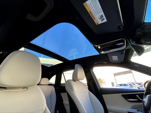 Used 2026 Mercedes-Benz GLC 300 GLC 300 image 13