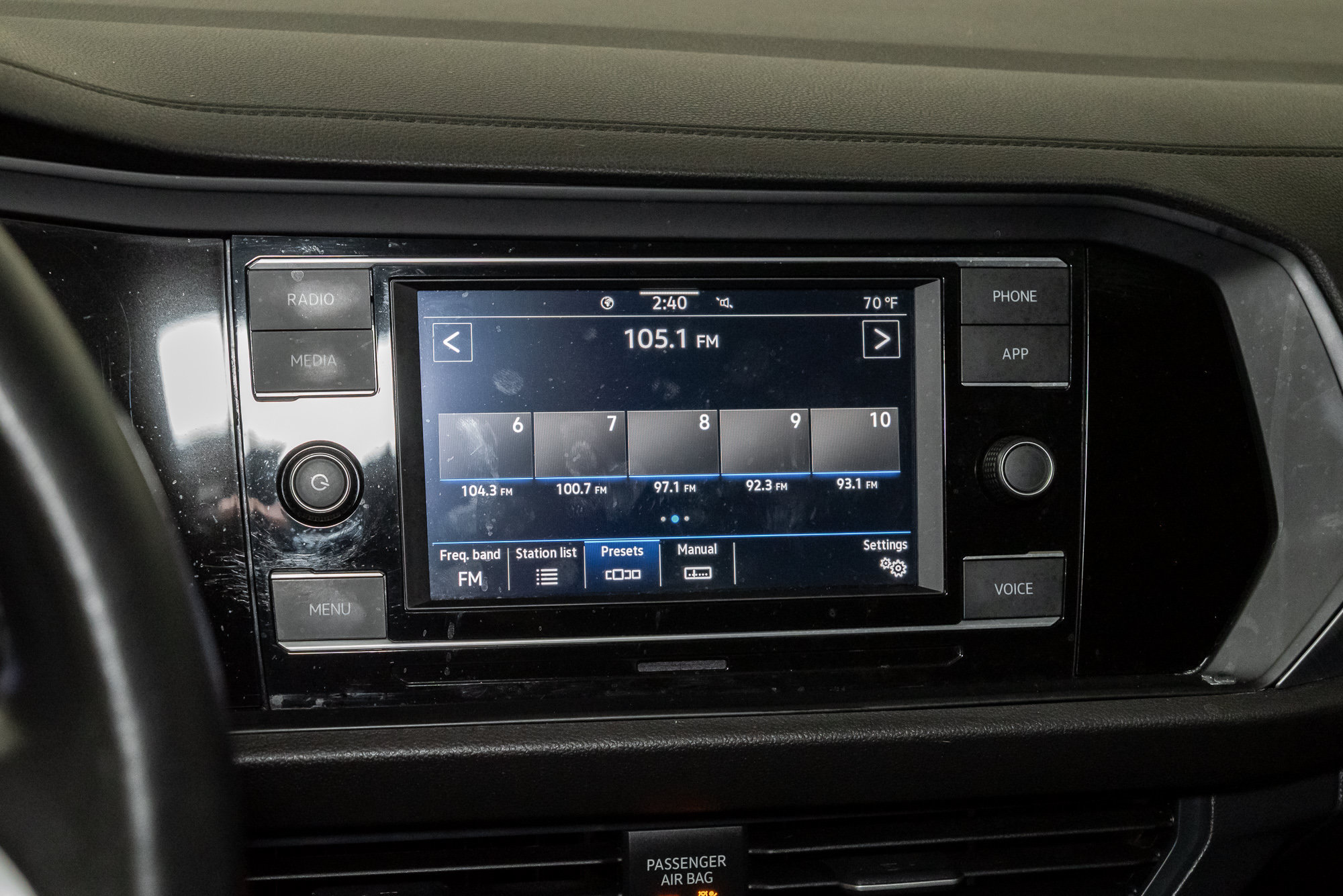 Used 2024 Volkswagen Jetta SE w/ Panoramic Sunroof Package FWD image 17