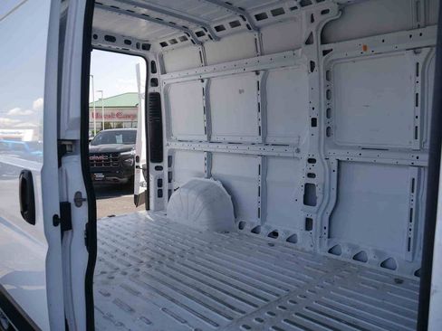 Used 2023 RAM ProMaster 2500 FWD image 20