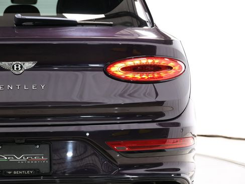 Used 2023 Bentley Bentayga Extended Wheelbase AWD/4WD image 85