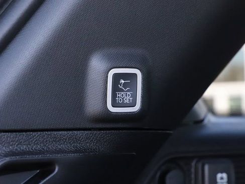 New 2025 Jeep Grand Cherokee Limited AWD/4WD image 8