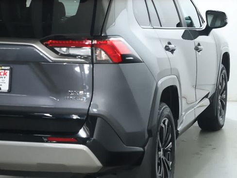 Used 2024 Toyota RAV4 XSE w/ Advanced Technology Package AWD/4WD image 48