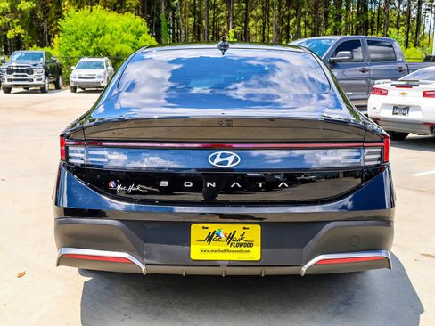 Used 2025 Hyundai Sonata SE FWD image 4