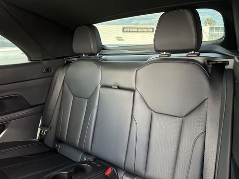 Used 2024 BMW 430i Convertible w/ Convenience Package image 24