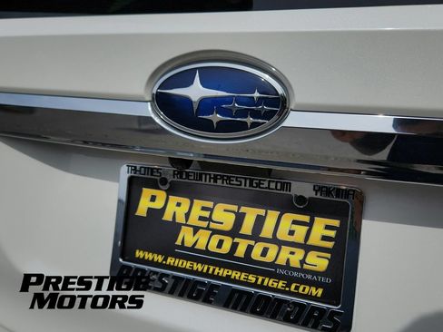 Used 2023 Subaru Ascent Limited AWD/4WD image 12