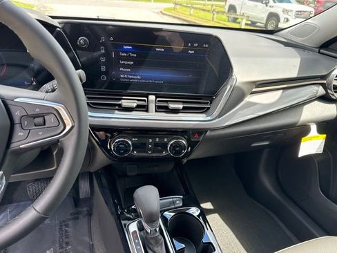 New 2026 Chevrolet Trax ACTIV FWD image 45