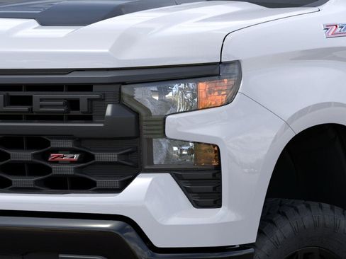 New 2026 Chevrolet Silverado 1500 Custom Trail Boss w/ LPO, Dark Essentials Package AWD/4WD image 10