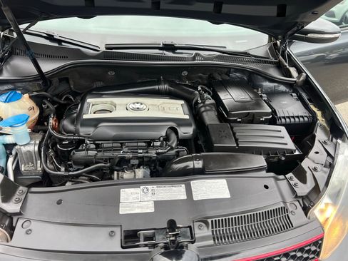 Used 2013 Volkswagen GTI 2-Door image 17