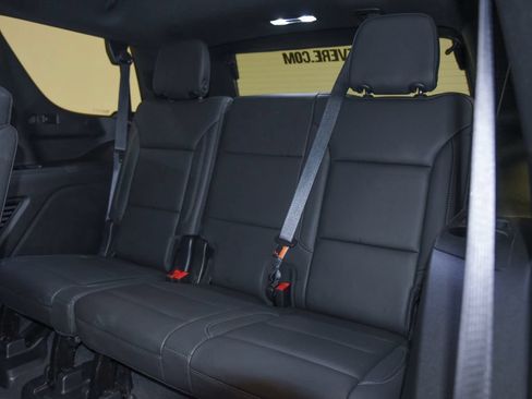 Used 2021 Chevrolet Tahoe Z71 AWD/4WD image 22