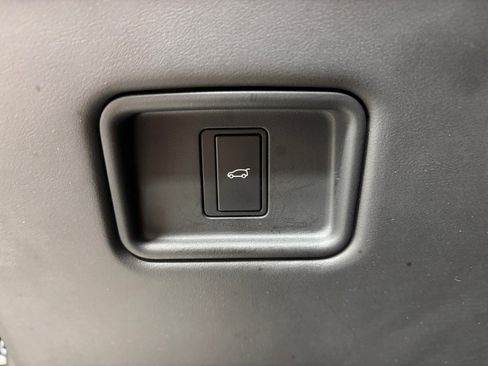 Used 2023 Land Rover Range Rover Sport SE AWD/4WD image 21
