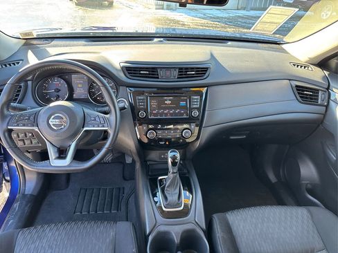 Used 2020 Nissan Rogue SV image 21