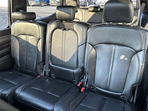 Used 2023 Jeep Wagoneer 4WD image 23