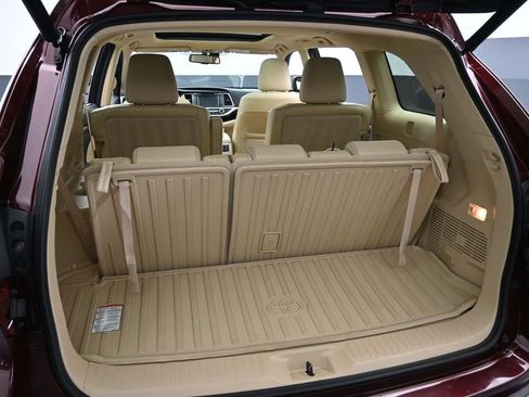 Used 2014 Toyota Highlander Limited Platinum AWD/4WD image 25