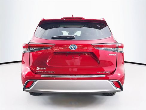 Used 2021 Toyota Highlander Platinum AWD/4WD image 10