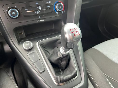 Used 2015 Ford Focus ST FWD image 13