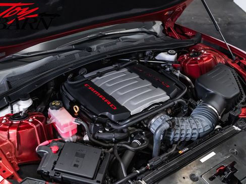 Used 2016 Chevrolet Camaro SS RWD image 47