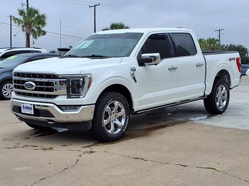 Used 2022 Ford F150 Lariat w/ Equipment Group 502A High AWD/4WD image 4