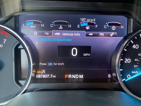 Used 2019 Ford Expedition XLT w/ Equipment Group 202A AWD/4WD image 25