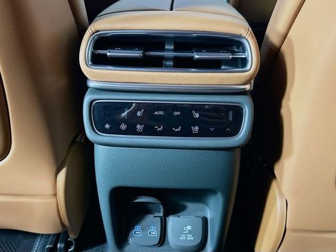 New 2026 Genesis GV80 3.5T Prestige image 18