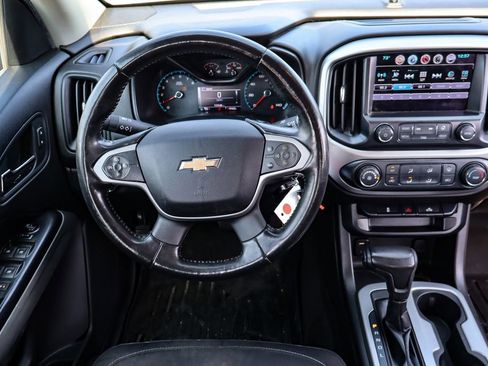 Used 2017 Chevrolet Colorado LT image 19