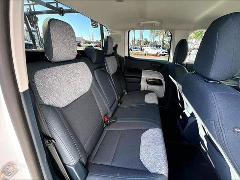 Used 2025 Ford Maverick XLT w/ Equipment Group 302A image 27