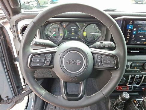 Certified 2025 Jeep Wrangler Unlimited Sport S 4xe image 18