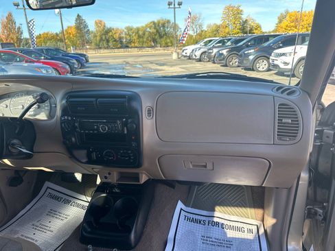 Used 2002 Ford Ranger XLT image 13