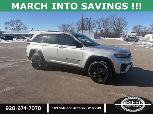 New 2026 Jeep Grand Cherokee Limited w/ Limited Altitude Package image 5