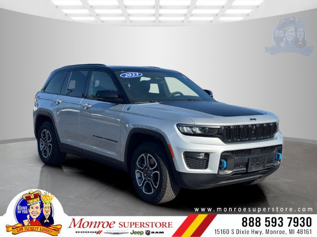 Certified 2023 Jeep Grand Cherokee Trailhawk AWD/4WD image 1