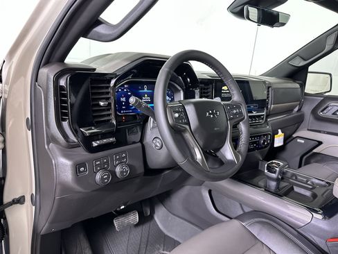 New 2026 Chevrolet Silverado 1500 ZR2 image 46