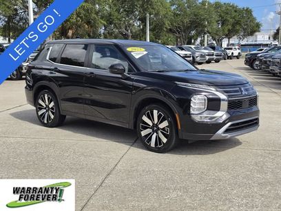 Used 2025 Mitsubishi Outlander SE