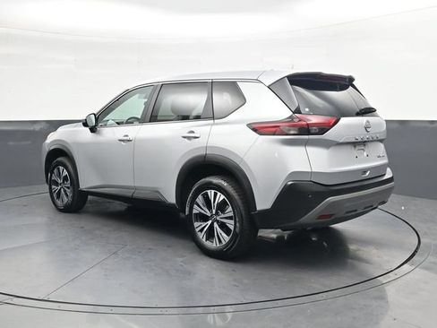 Used 2023 Nissan Rogue SV AWD/4WD image 6