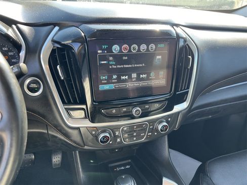 Used 2019 Chevrolet Traverse Premier w/ Redline Edition image 10