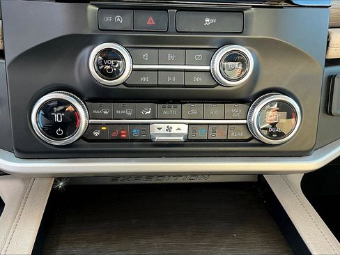 Certified 2024 Ford Expedition Max Limited image 13